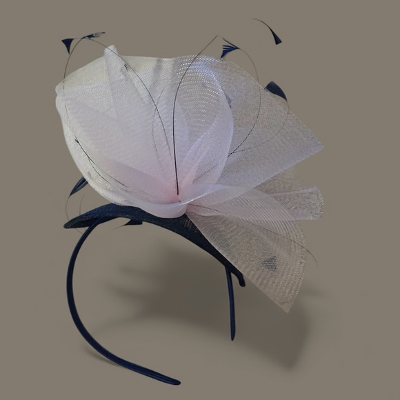 VINEYARD VINES KENTUCKY DERBY FEATHERED FASCINATOR NAUTICAL NAVY RARE FIND main image 6